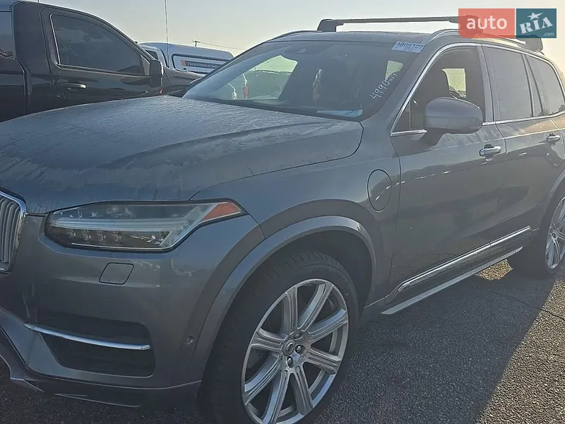 Volvo XC90 2016