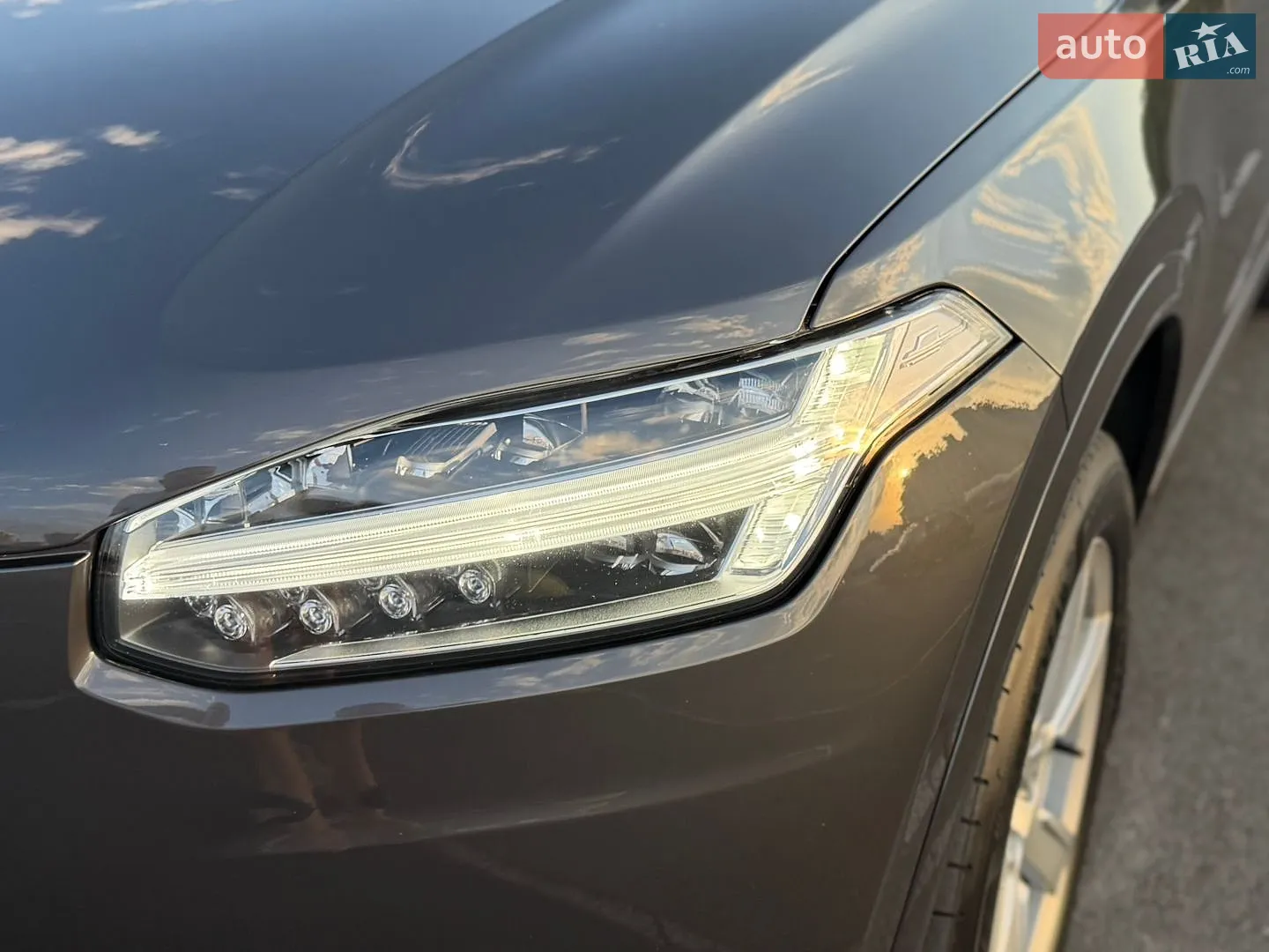 2023 Volvo XC90 - мініатюра 8