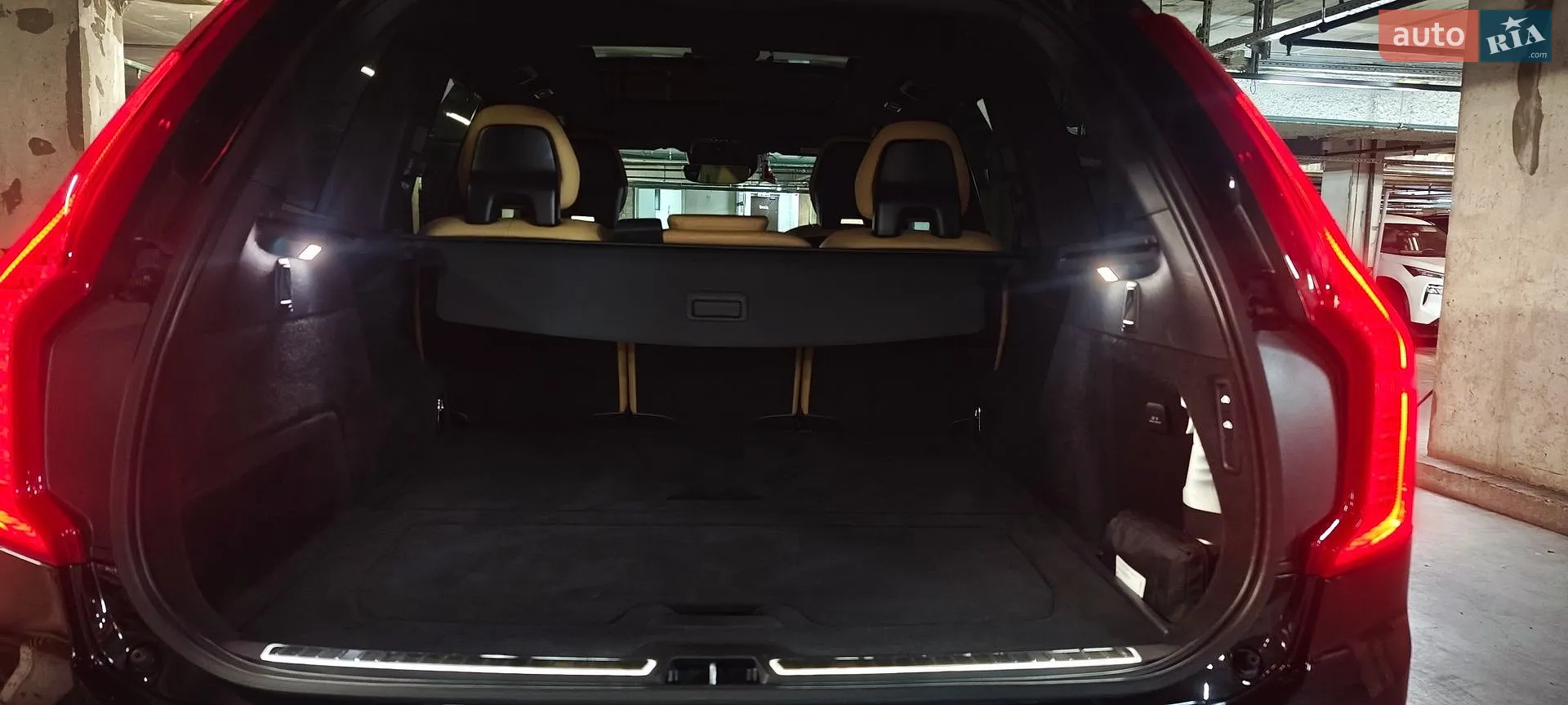 2022 Volvo XC90 - мініатюра 10