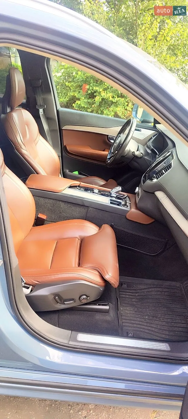 2020 Volvo XC90 - мініатюра 14