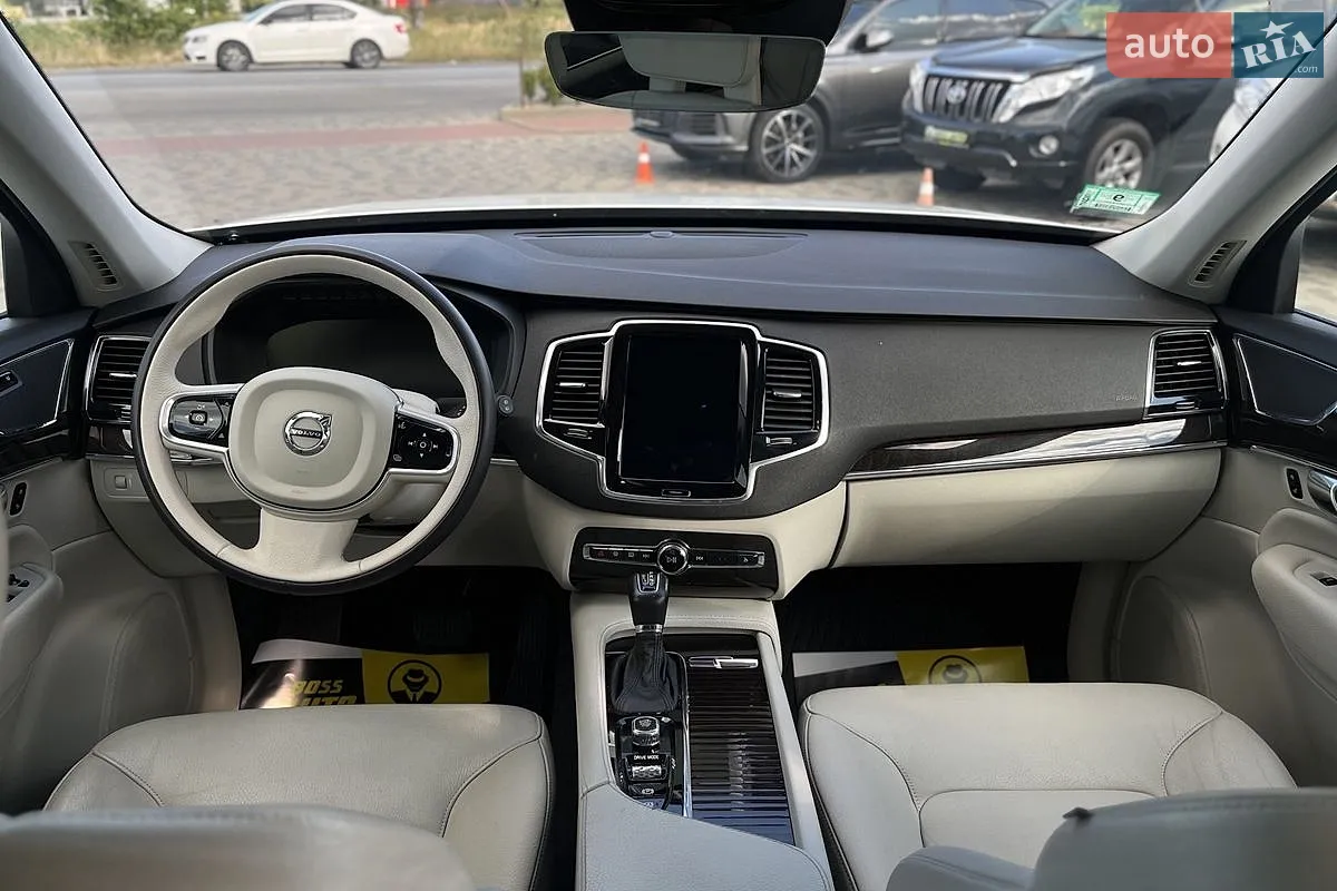 2017 Volvo XC90 - мініатюра 16