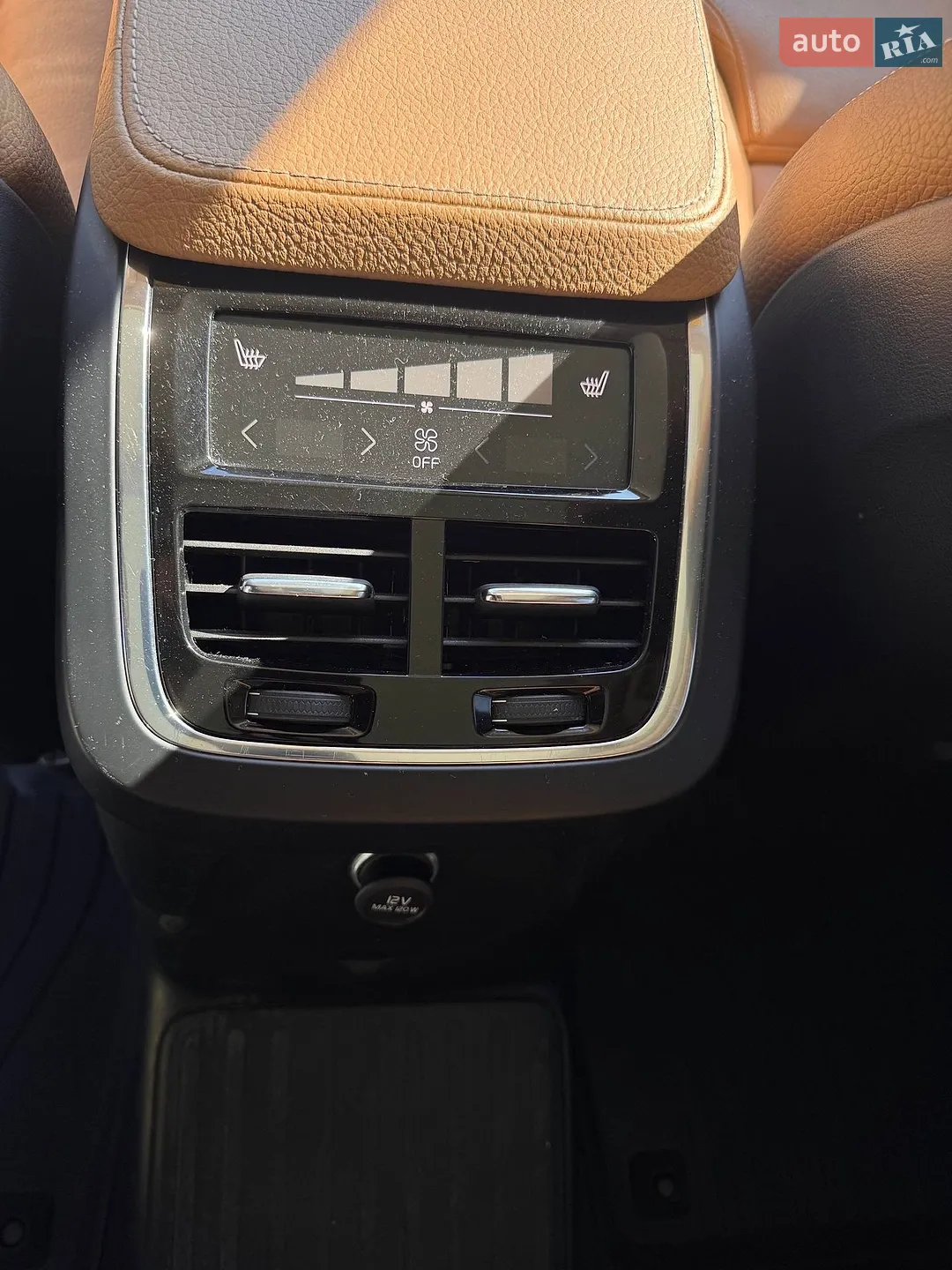 2015 Volvo XC90 - мініатюра 11
