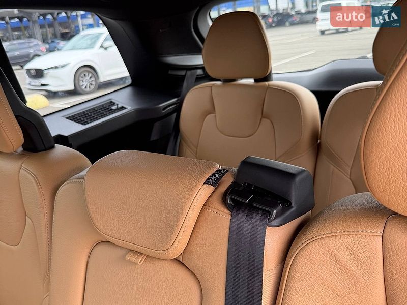 Позашляховик / Кросовер Volvo XC90 2018 в Києві