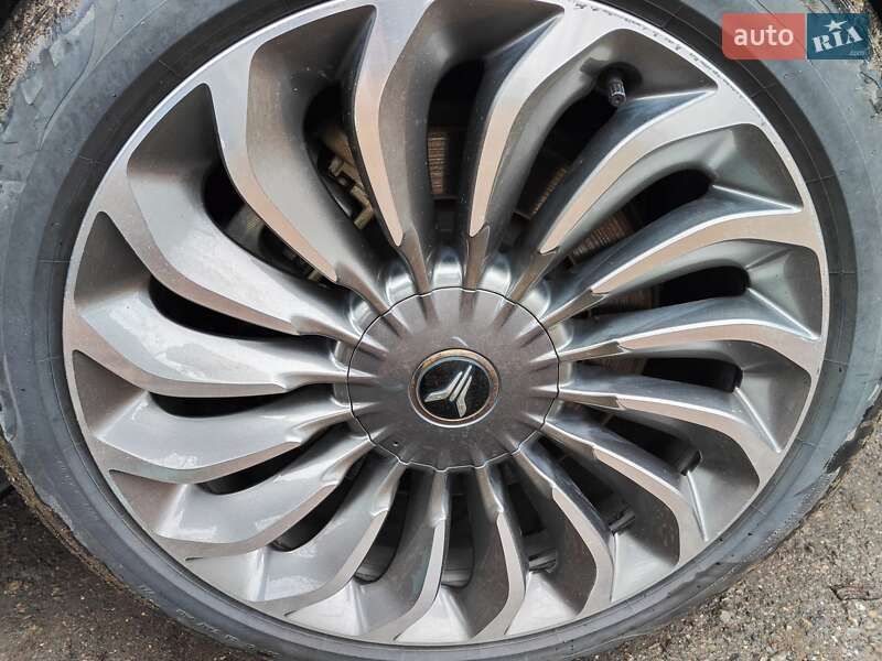 Позашляховик / Кросовер Voyah Free 2022 в Харкові фото 11 Позашляховик / Кросовер Voyah Free 2022 в Харкові