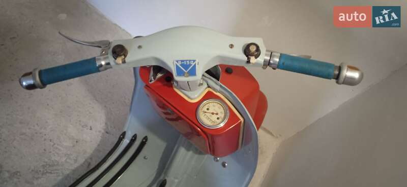 Мотороллер Вятка В150М 1967 в Бориславе