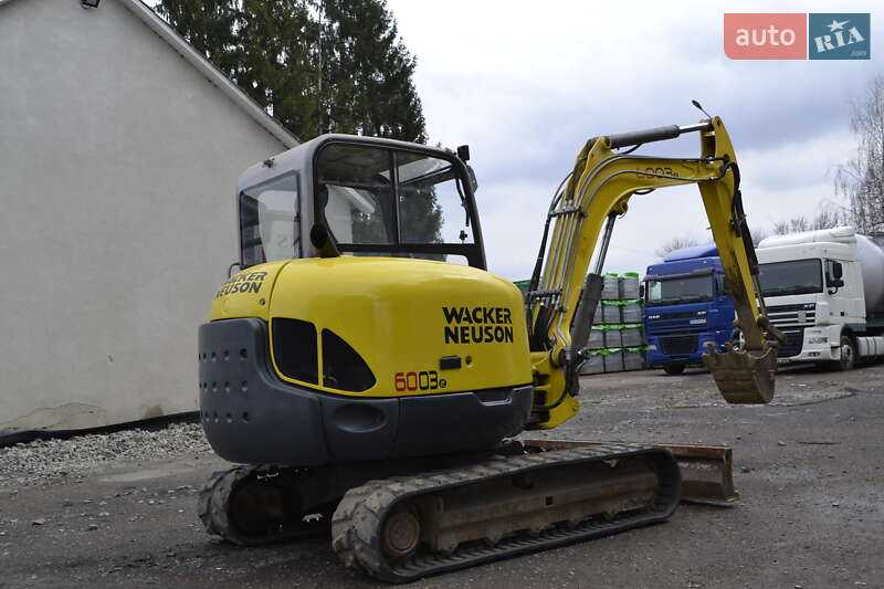Міні-екскаватор Wacker Neuson 2015 в Хусті