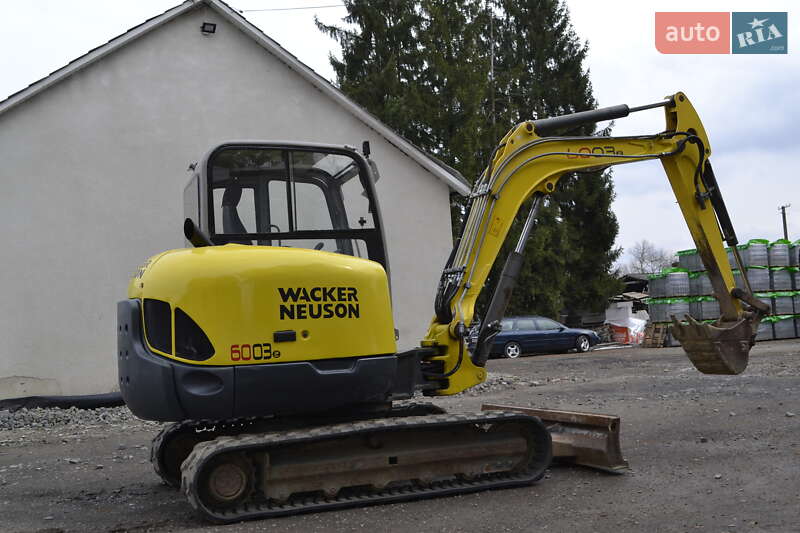 Миниэкскаватор Wacker Neuson 2015 в Хусте