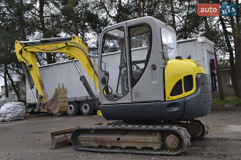 Миниэкскаватор Wacker Neuson 2015 в Хусте