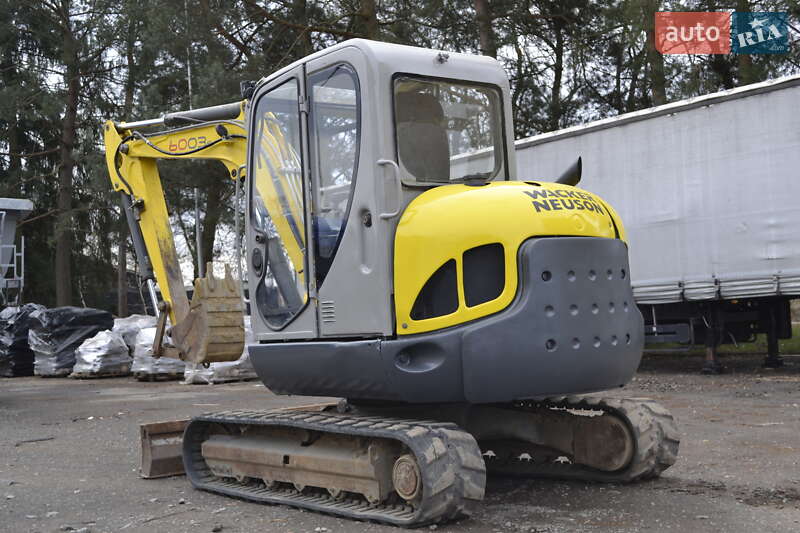 Миниэкскаватор Wacker Neuson 2015 в Хусте