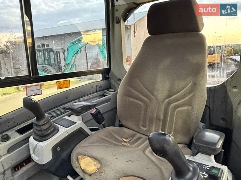 Міні-екскаватор Wacker Neuson 2014 в Недобоївцях