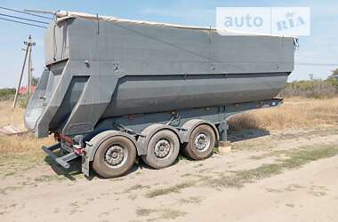 Зерновоз - полуприцеп Wellmeyer SHK 2002 в 