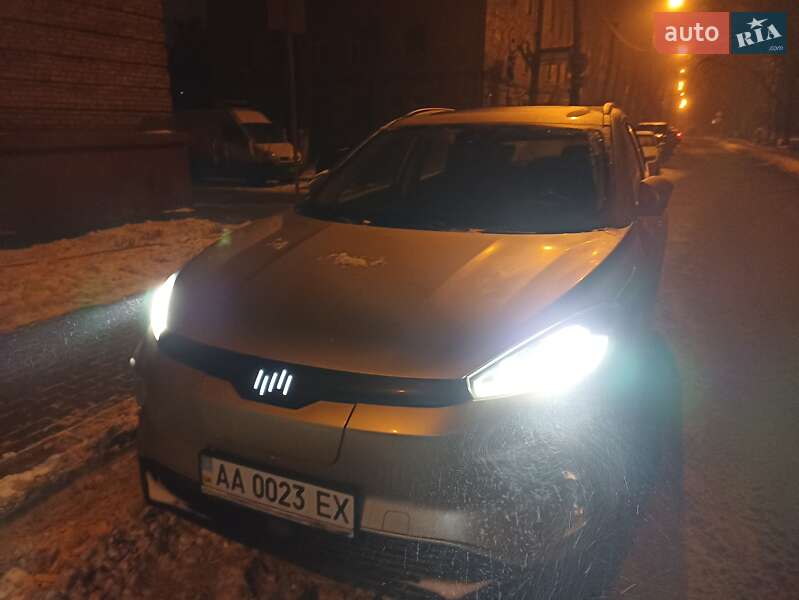 Внедорожник / Кроссовер Weltmeister EX5 2019 в Киеве фото 3 Внедорожник / Кроссовер Weltmeister EX5 2019 в Киеве