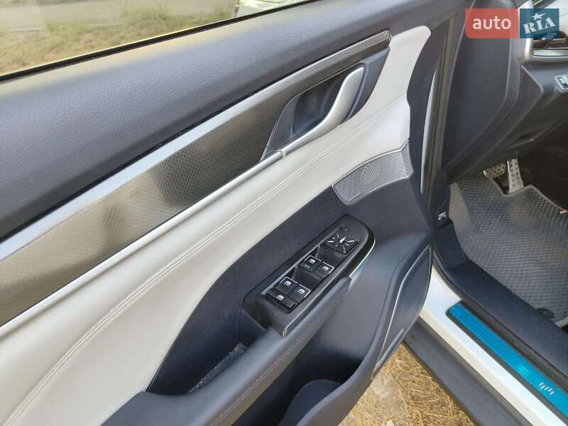 Внедорожник / Кроссовер Weltmeister EX5 2020 в Харькове