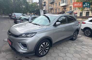 Внедорожник / Кроссовер Weltmeister EX5 2020 в 