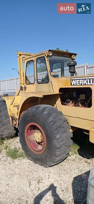 Фронтальні навантажувачі Werklust WG20 2000 в Дрогобичі