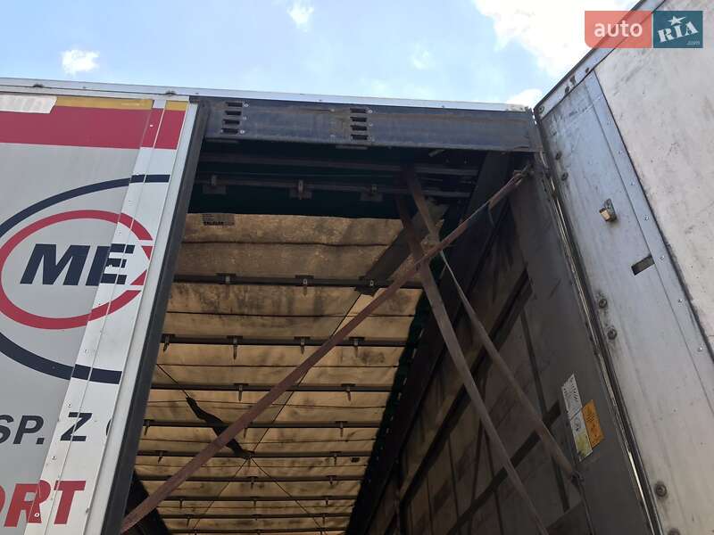 Тентований борт (штора) - напівпричіп Wielton NS-3 2015 в Дніпрі