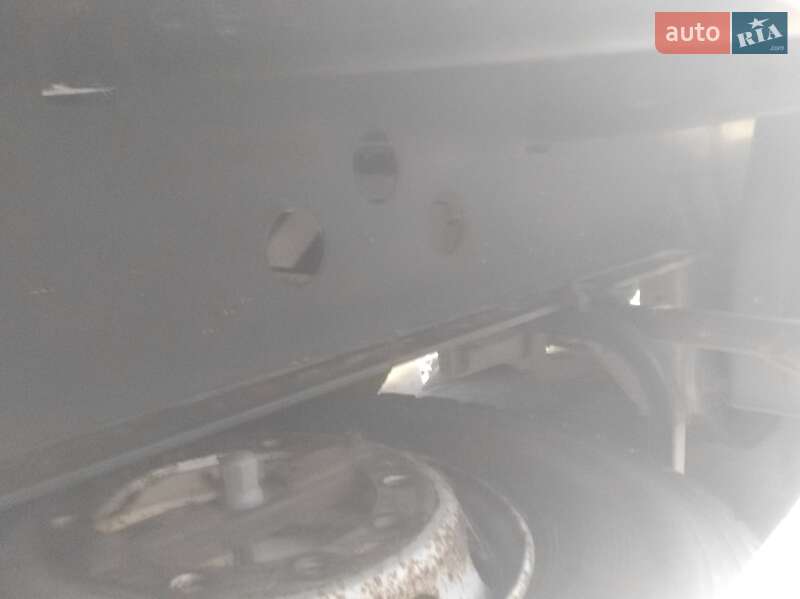 Тентований борт (штора) - напівпричіп Wielton NS-3 2013 в Львові фото 2 Тентований борт (штора) - напівпричіп Wielton NS-3 2013 в Львові