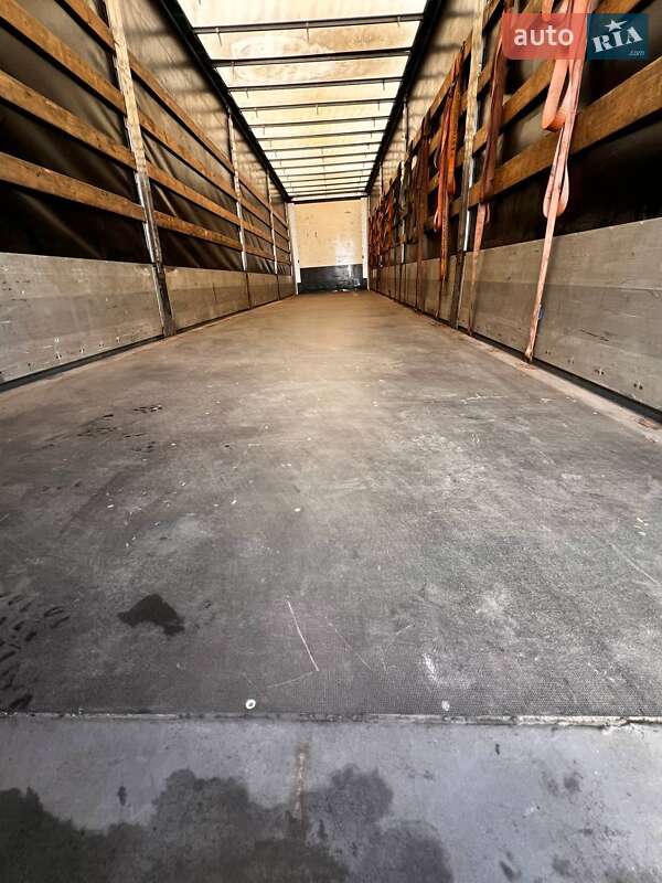 Бортовий напівпричіп Wielton NS-3 2013 в Харкові