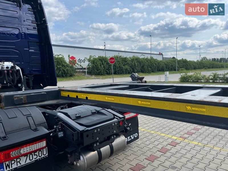 Контейнеровоз полуприцеп Wielton NS-3 2022 в Киеве