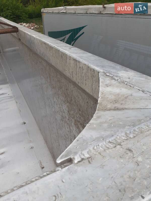 Зерновоз - напівпричіп Wielton NS34 2009 в Тернополі