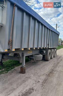 Зерновоз - напівпричіп Wielton NS34ST 2002 в Городку