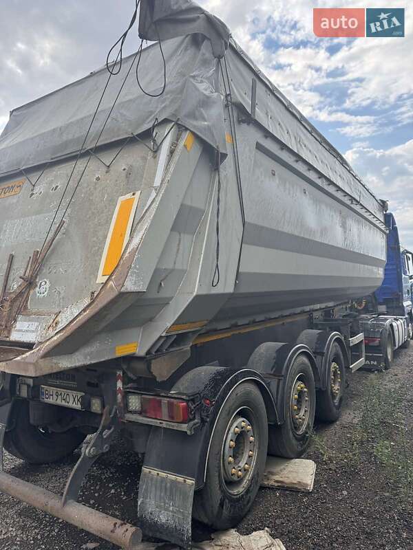 Самоскид напівпричіп Wielton NW 3 2011 в Одесі