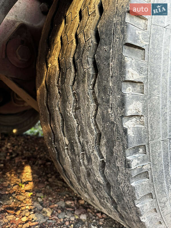 Самоскид напівпричіп Wielton NW 2007 в Вузловому