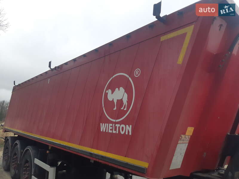 Зерновоз - напівпричіп Wielton SAF 2016 в Києві