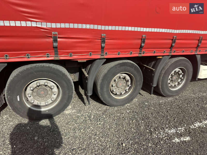 Тентованный борт (штора) - полуприцеп Wielton SAF 2013 в Луцке