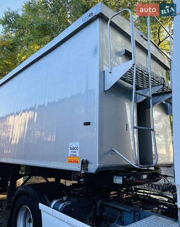 Самосвал полуприцеп Wilcox Tipper LTD 2012 в Тернополе