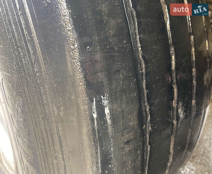 Цистерна полуприцеп Willig Sana 1993 в Львове