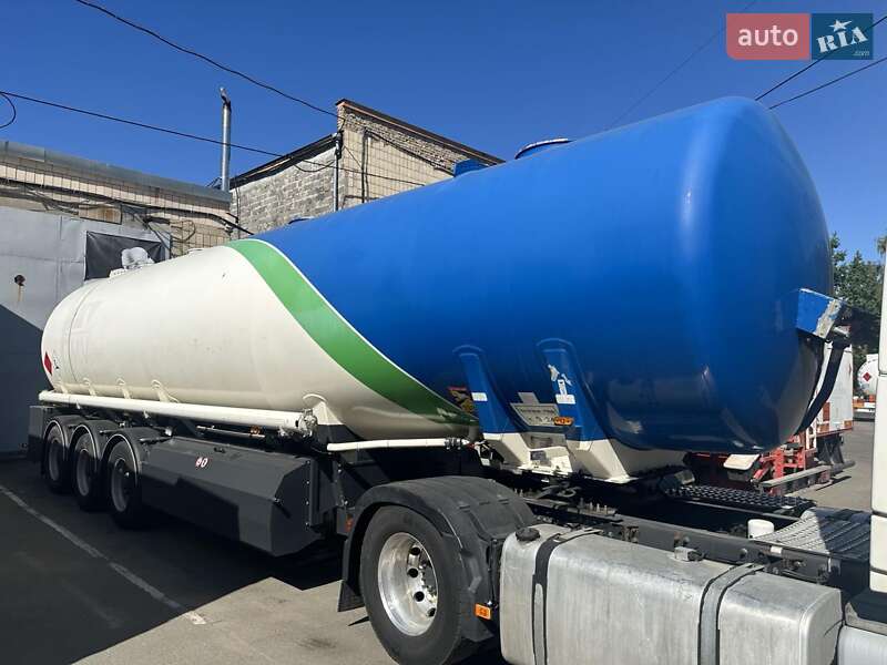 Цистерна полуприцеп Willig Sana 2009 в Киеве фото Цистерна полуприцеп Willig Sana 2009 в Киеве