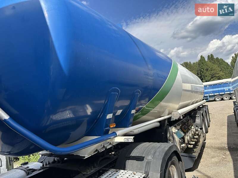 Цистерна полуприцеп Willig Sana 2009 в Киеве фото 12 Цистерна полуприцеп Willig Sana 2009 в Киеве