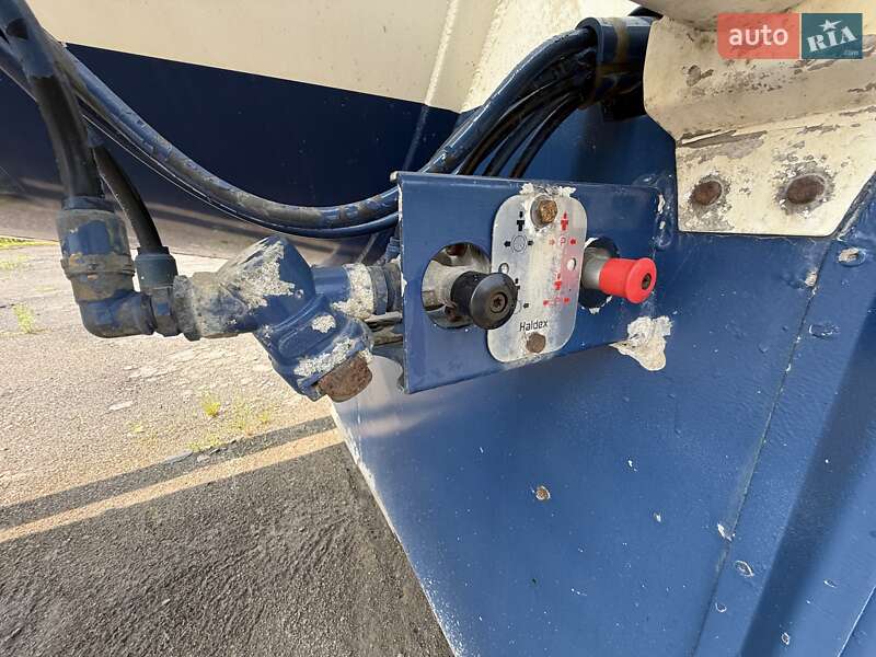 Цистерна полуприцеп Willig Sana 1997 в Хусте