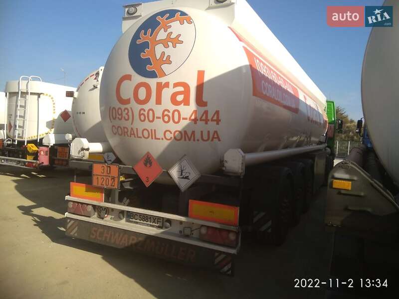 Цистерна полуприцеп Willig Sanz 2003 в Киеве