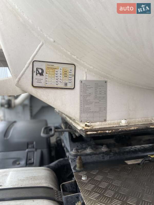 Цистерна полуприцеп Willig Sanz 2007 в Львове