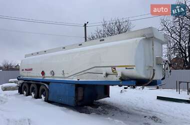 Цистерна полуприцеп Willig Sanz 1995 в Виннице