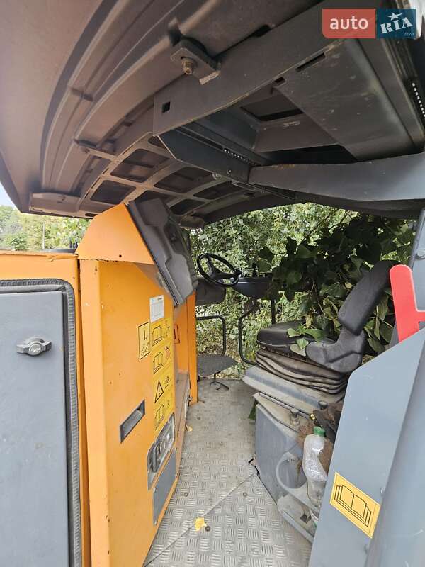 Фреза дорожня Wirtgen W 1000F 2010 в Києві