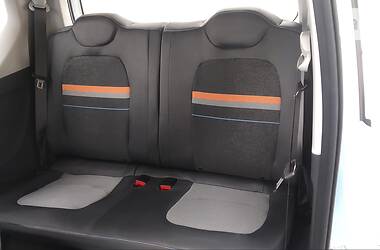 Хэтчбек Wuling HG Mini EV 2021 в 