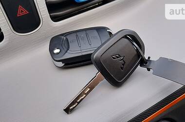 Хэтчбек Wuling HG Mini EV 2021 в 