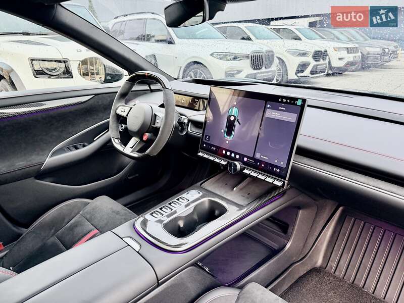 Внедорожник / Кроссовер Xiaomi SU7 Ultra 2025 в Киеве