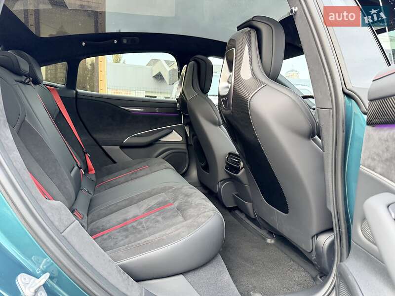 Внедорожник / Кроссовер Xiaomi SU7 Ultra 2025 в Киеве