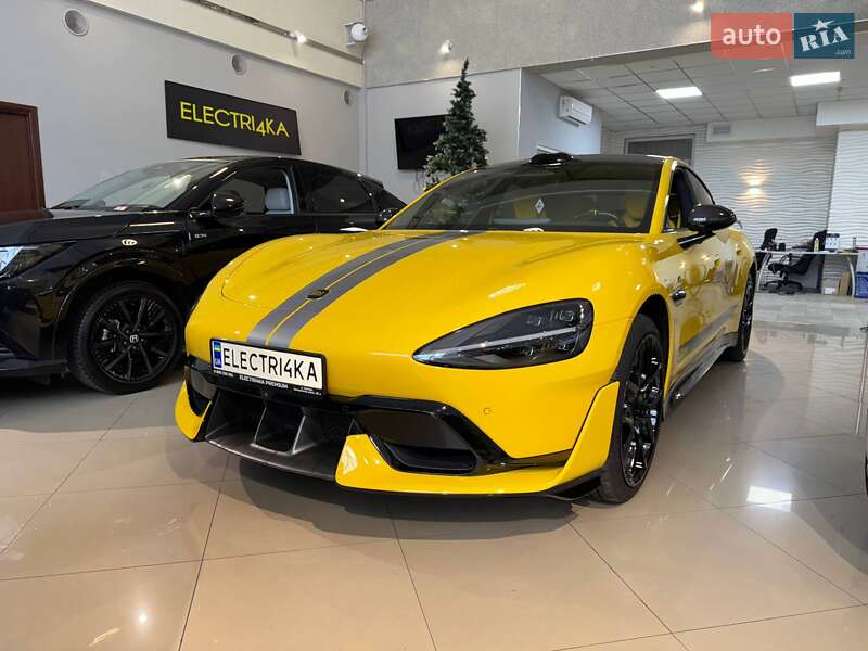 Xiaomi SU7 Ultra 2025 Xiaomi SU7 Ultra 2025