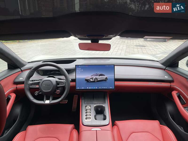 Седан Xiaomi SU7 2024 в Одессе