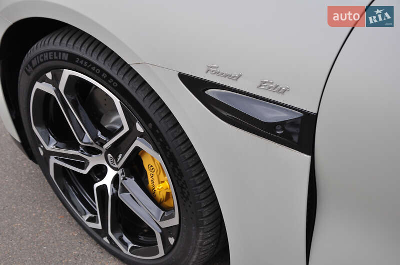 Седан Xiaomi SU7 2024 в Одессе