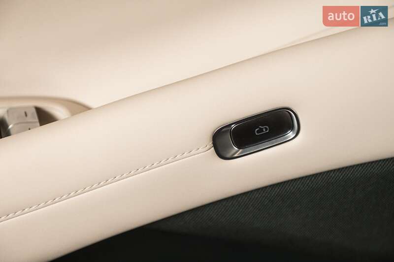 Внедорожник / Кроссовер Xiaomi YU7 2025 в Одессе