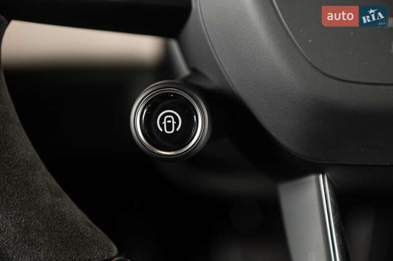 Внедорожник / Кроссовер Xiaomi YU7 2025 в Одессе