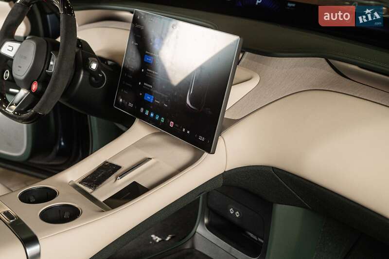 Внедорожник / Кроссовер Xiaomi YU7 2025 в Одессе