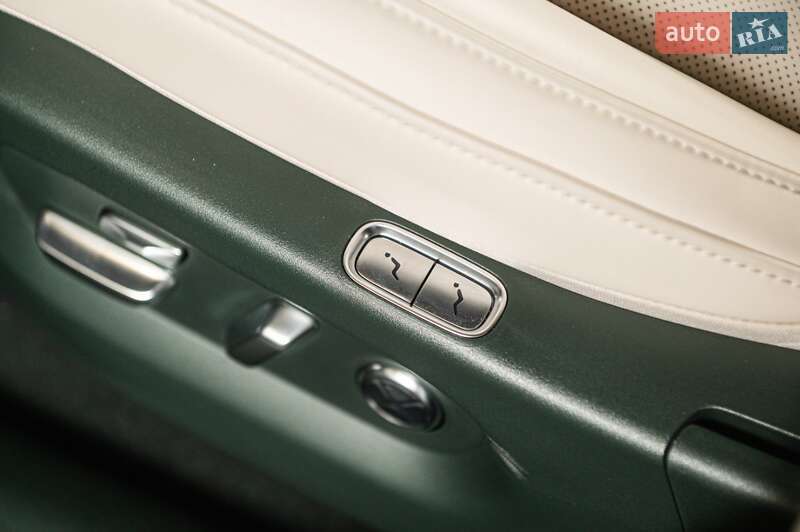 Внедорожник / Кроссовер Xiaomi YU7 2025 в Одессе