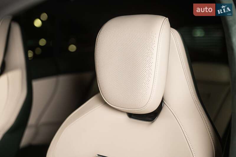 Внедорожник / Кроссовер Xiaomi YU7 2025 в Одессе